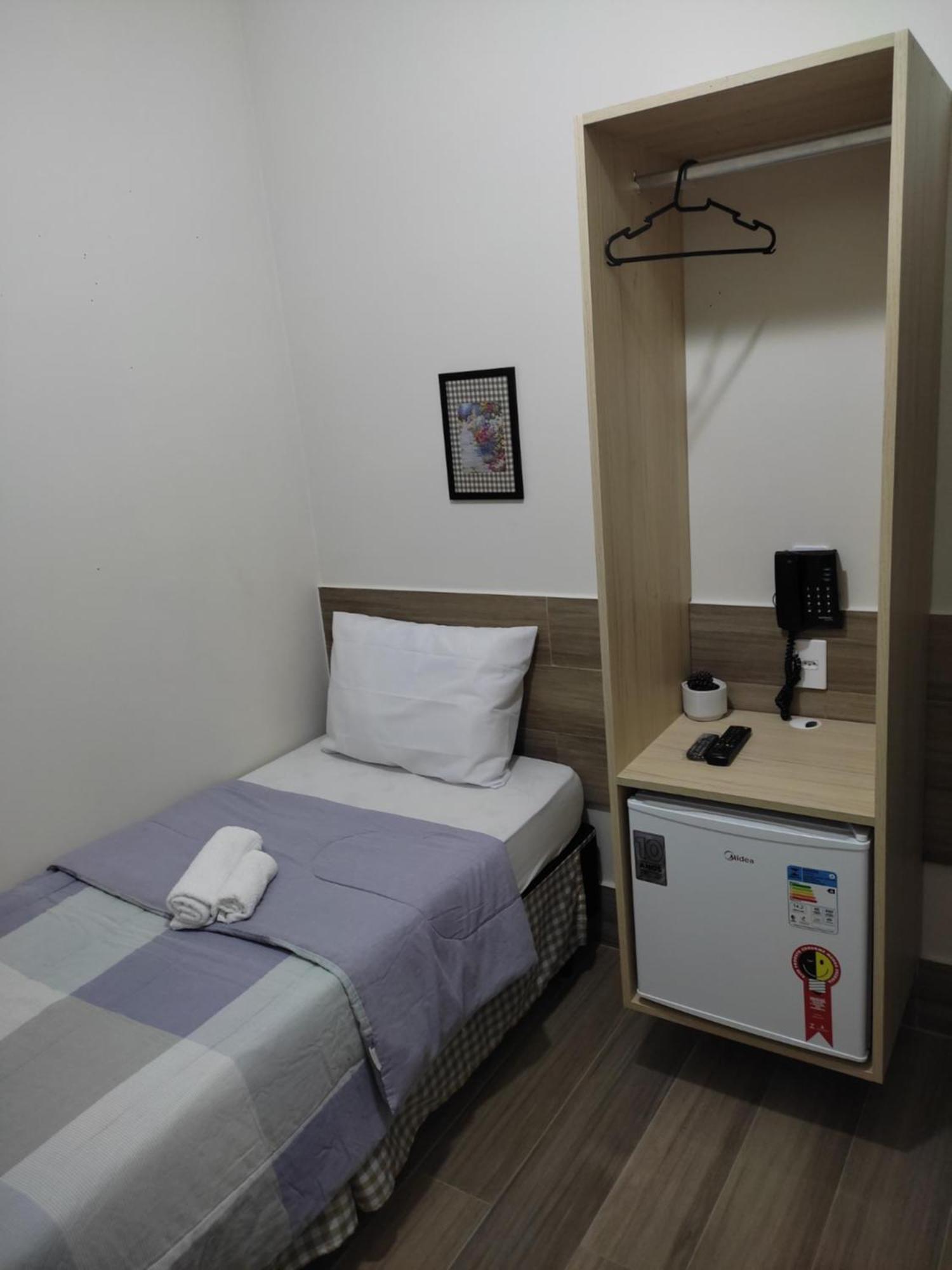 Avenida Hotel De Резенди Экстерьер фото